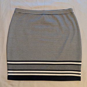 Max Studio Blue and White Skirt sz L